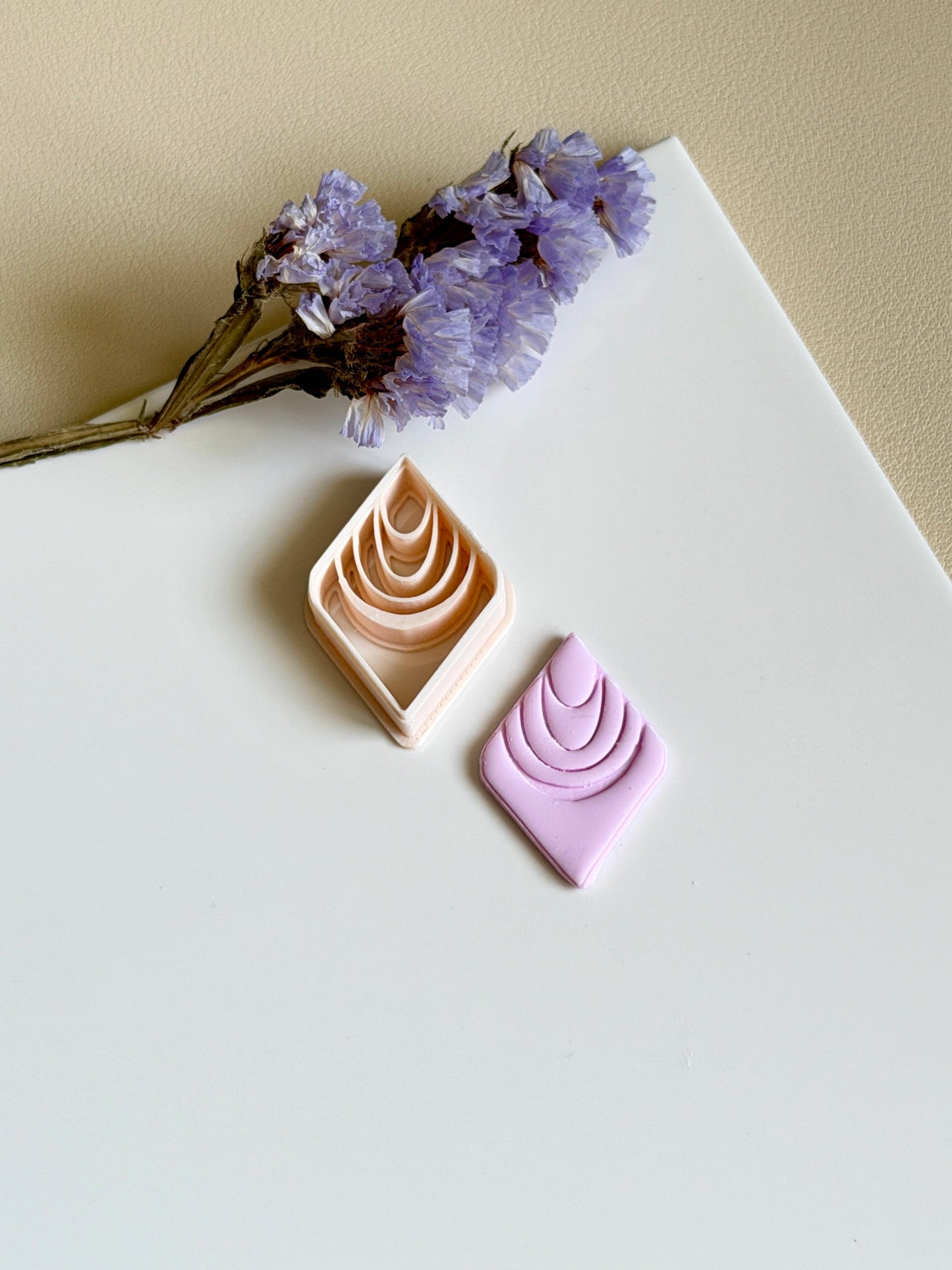 Delicate diamond | Clay cutter