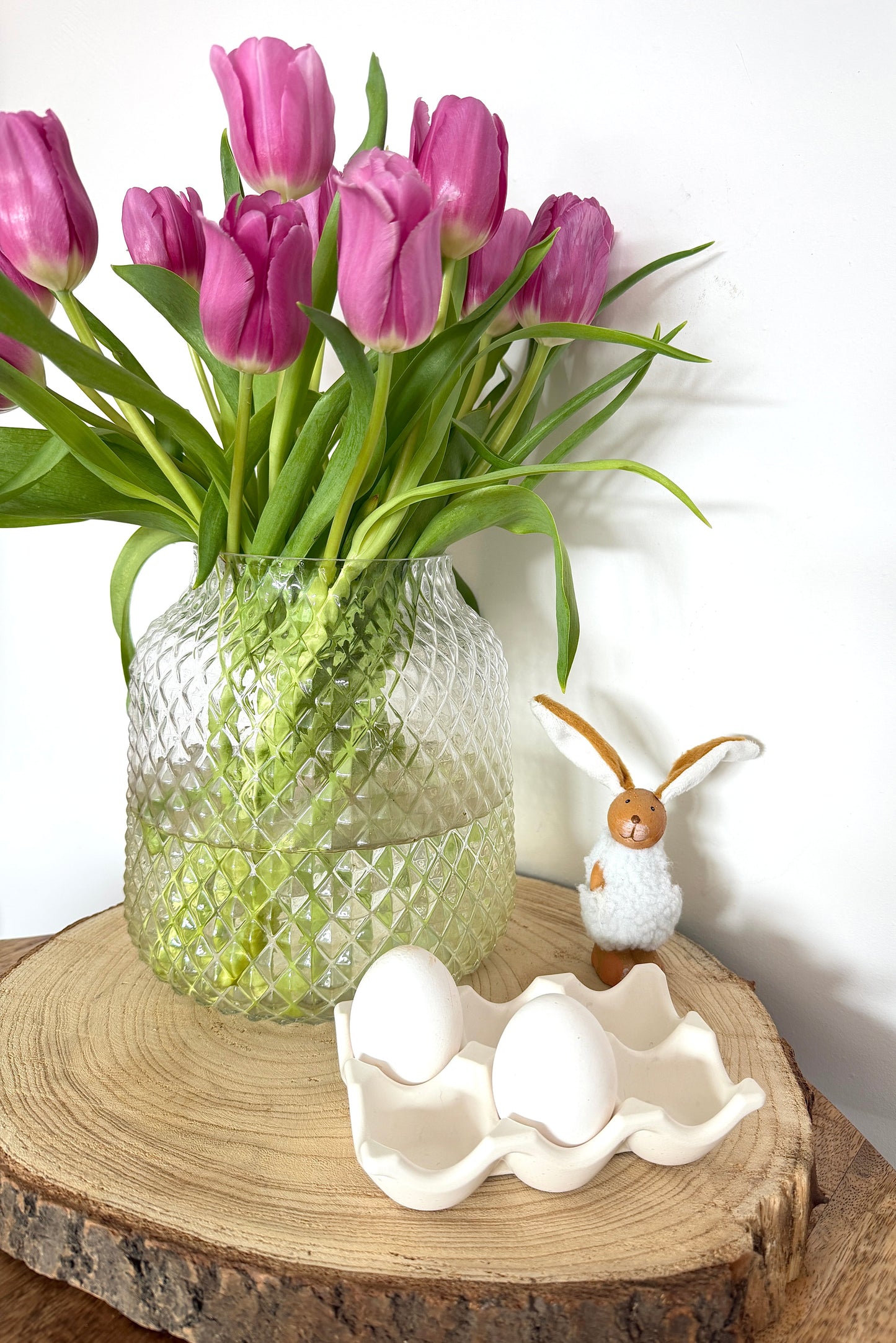 Jesmonite eierhouder | Wit