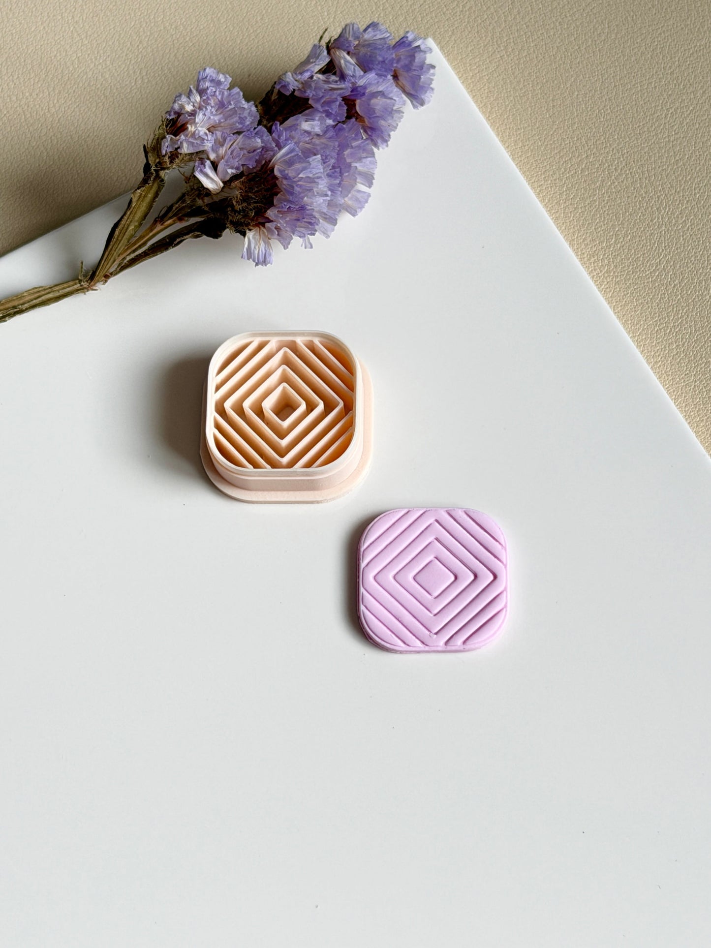 Optical square | Clay cutter