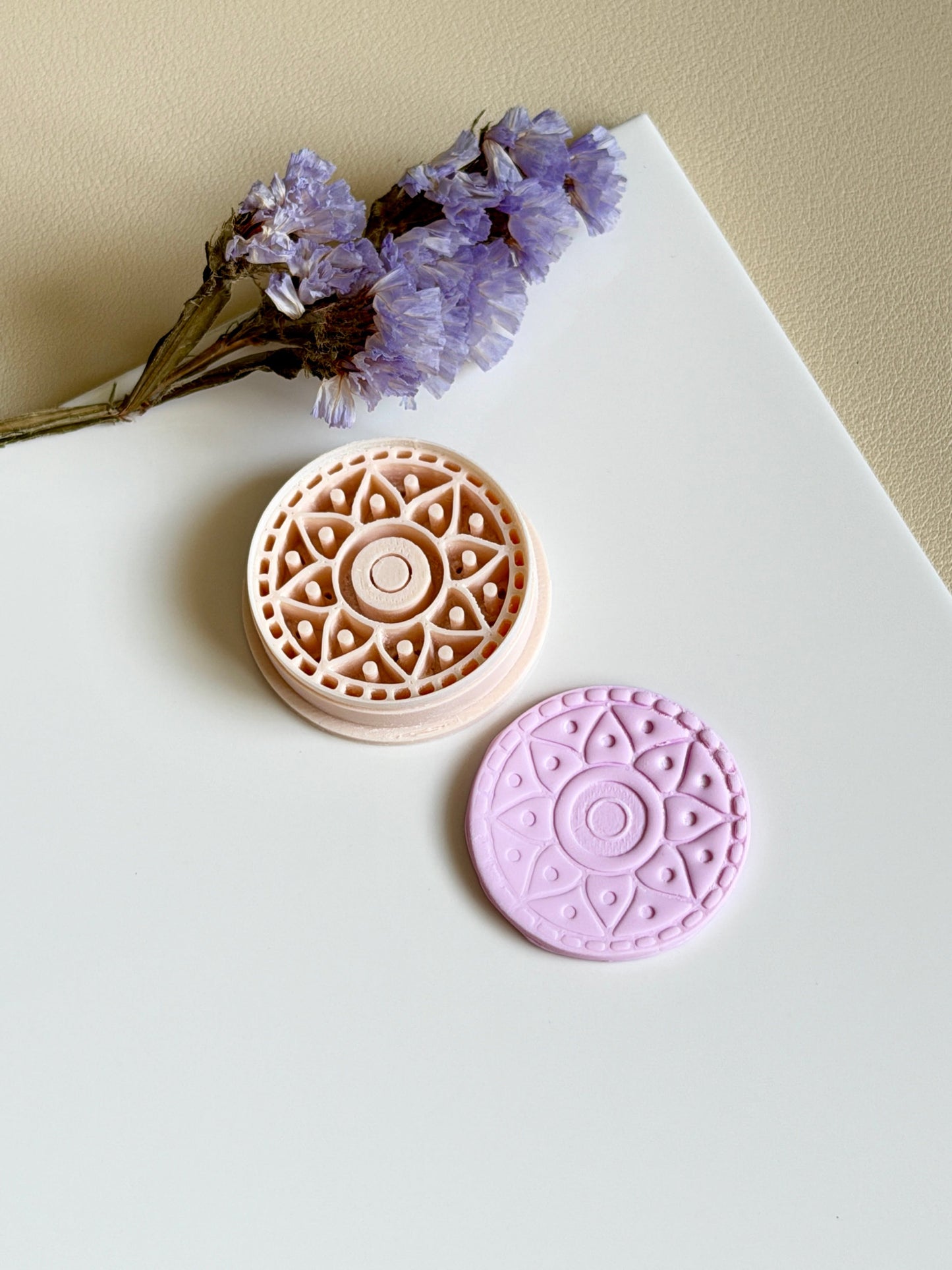 Strong mandala | Clay cutter