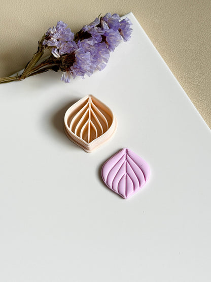 Bold leaf | Clay cutter