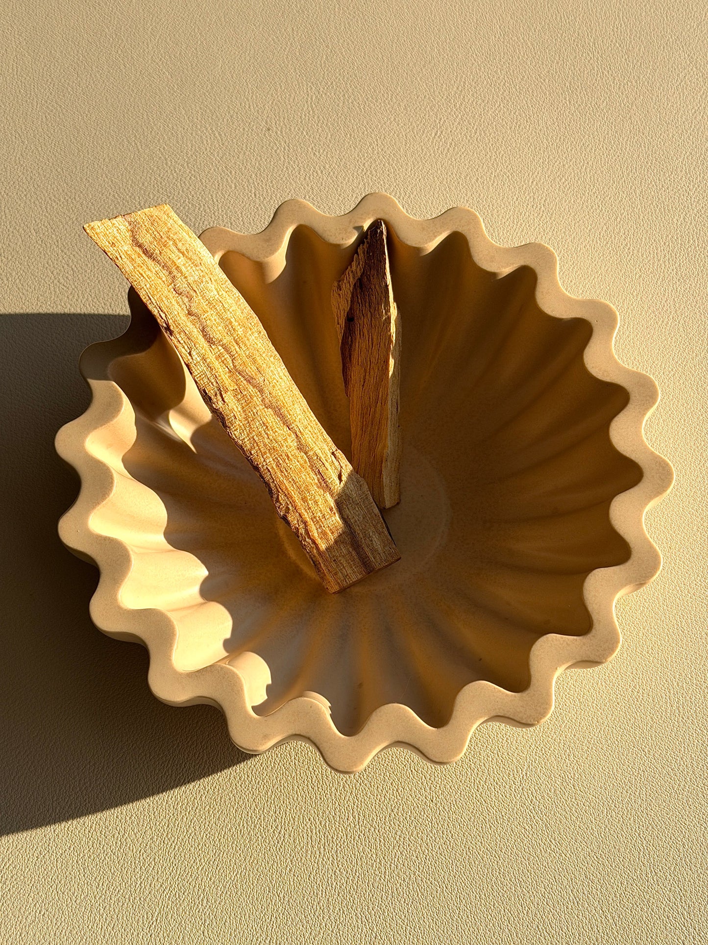 jesmonite bowl wave