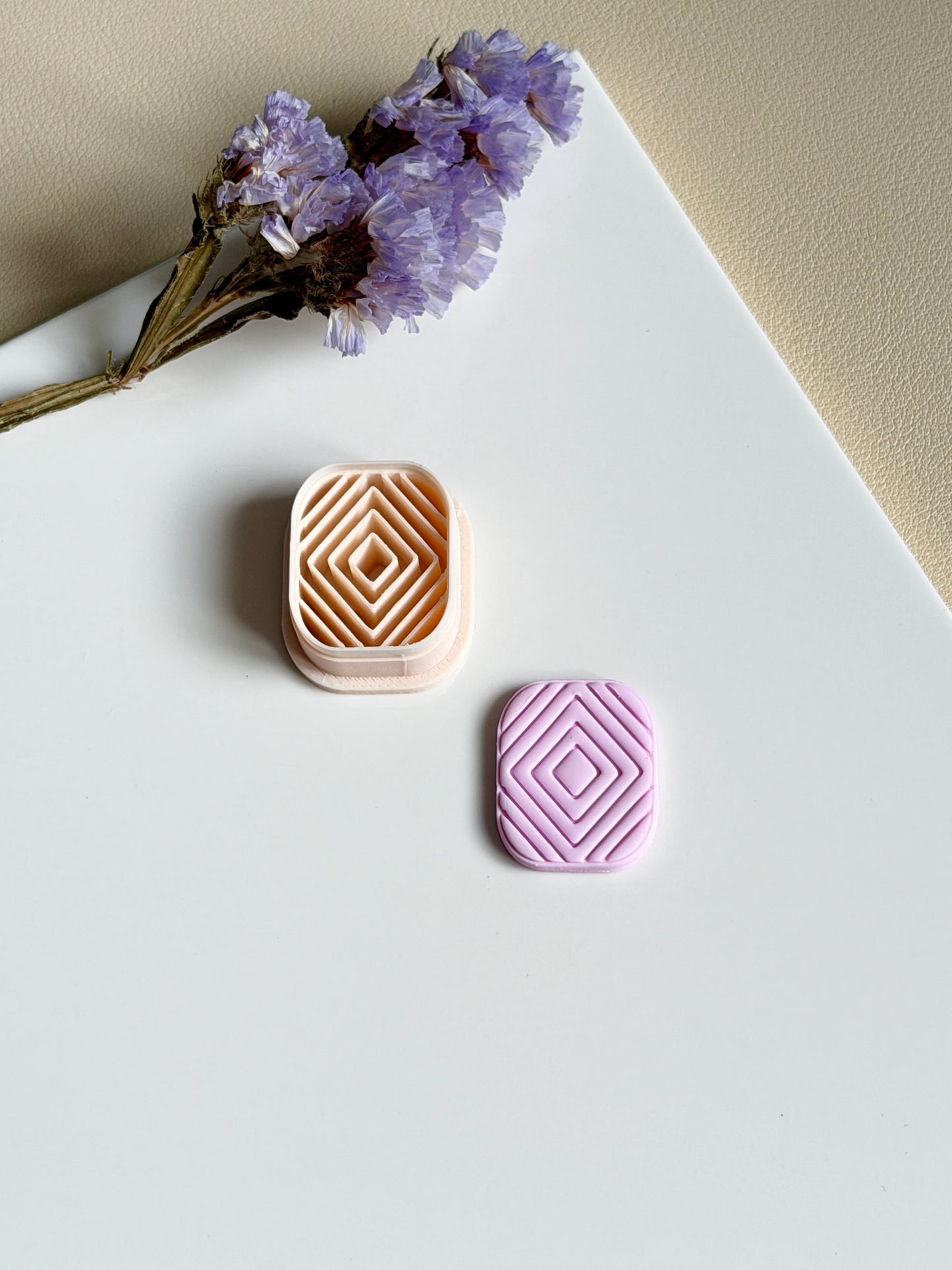 Optical rectangle | Clay cutter
