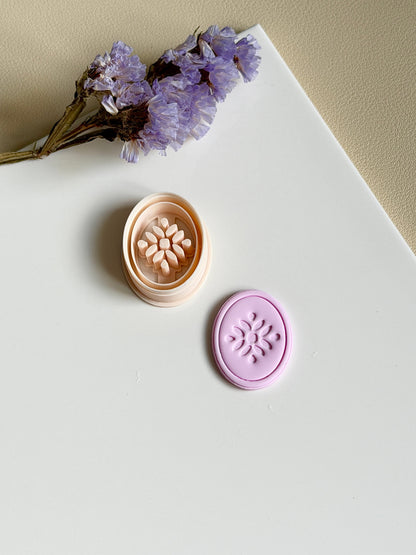 Oval flower | Clay cutter