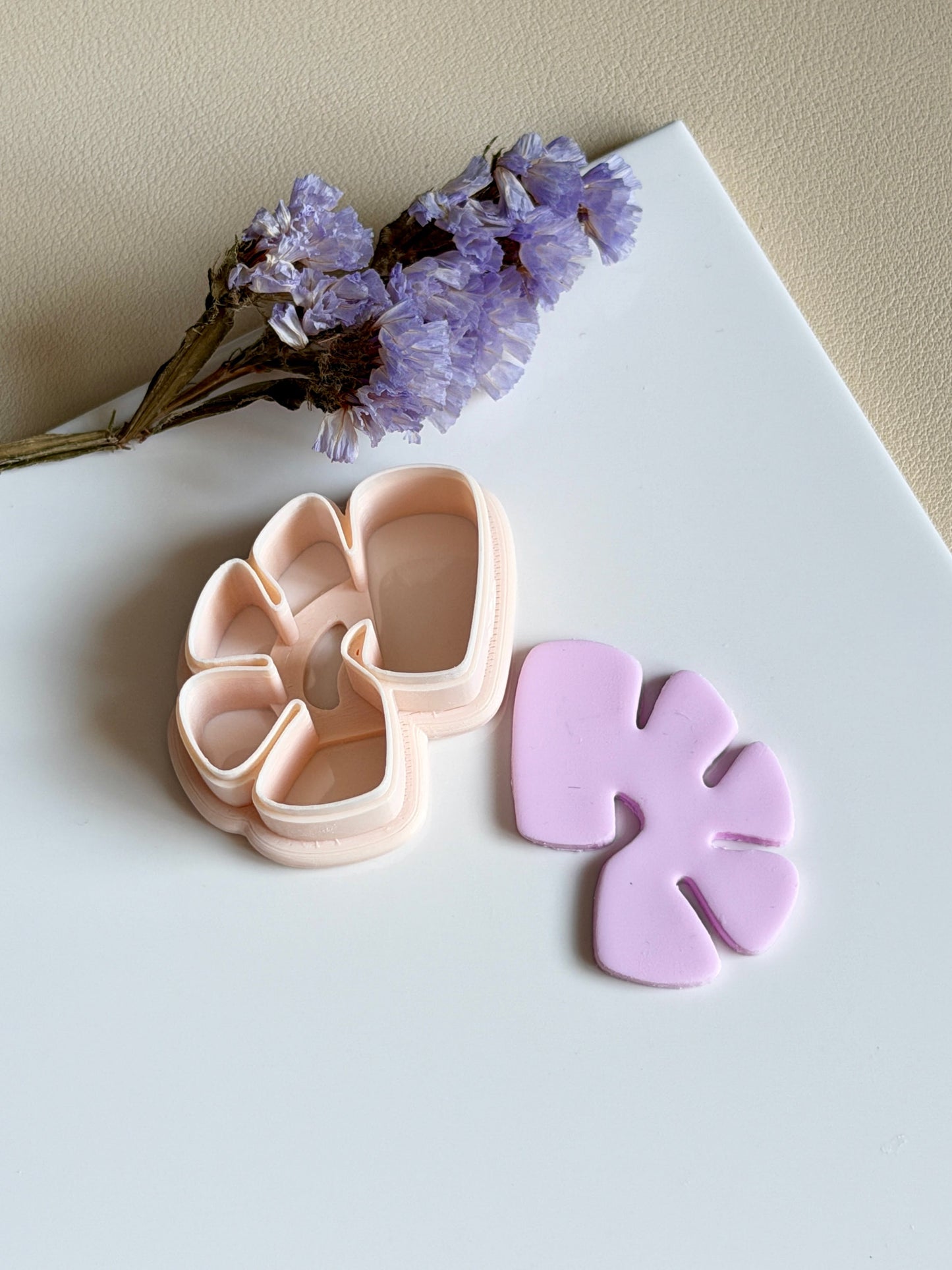 Statement flower | Clay cutter